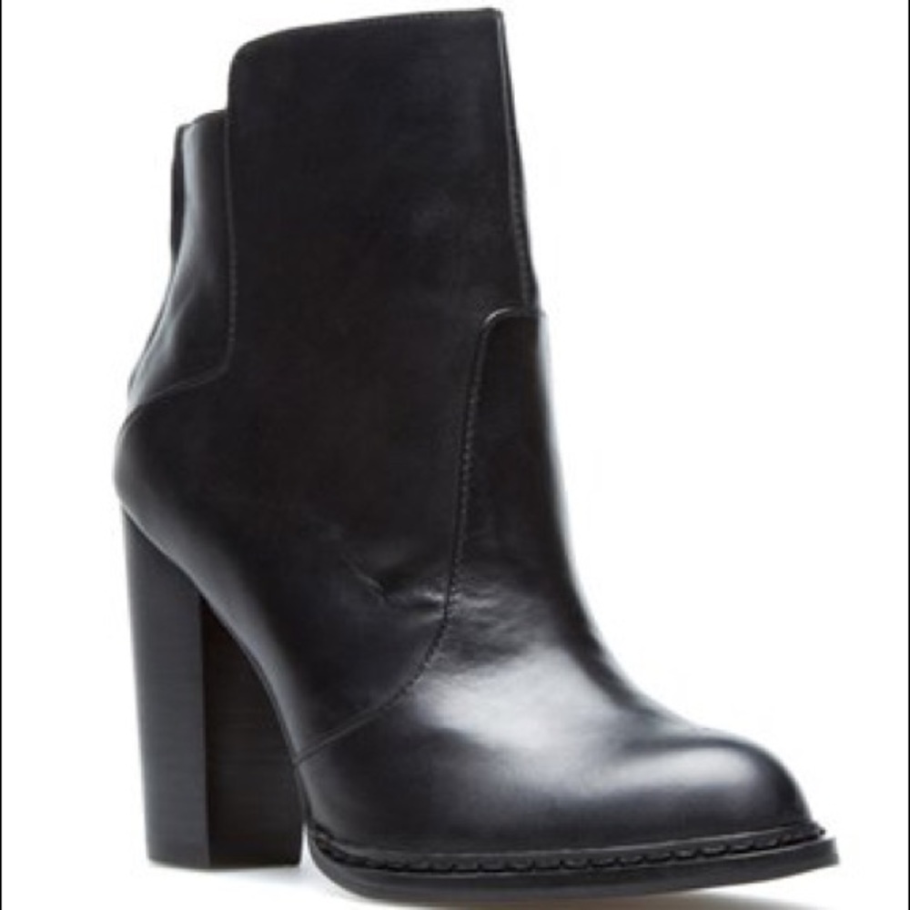 Chinese Laundry Black Leather Ankle Boots Sz 8
